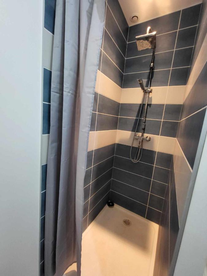 Appartement Place Du Canada 2 à Valenciennes Extérieur photo